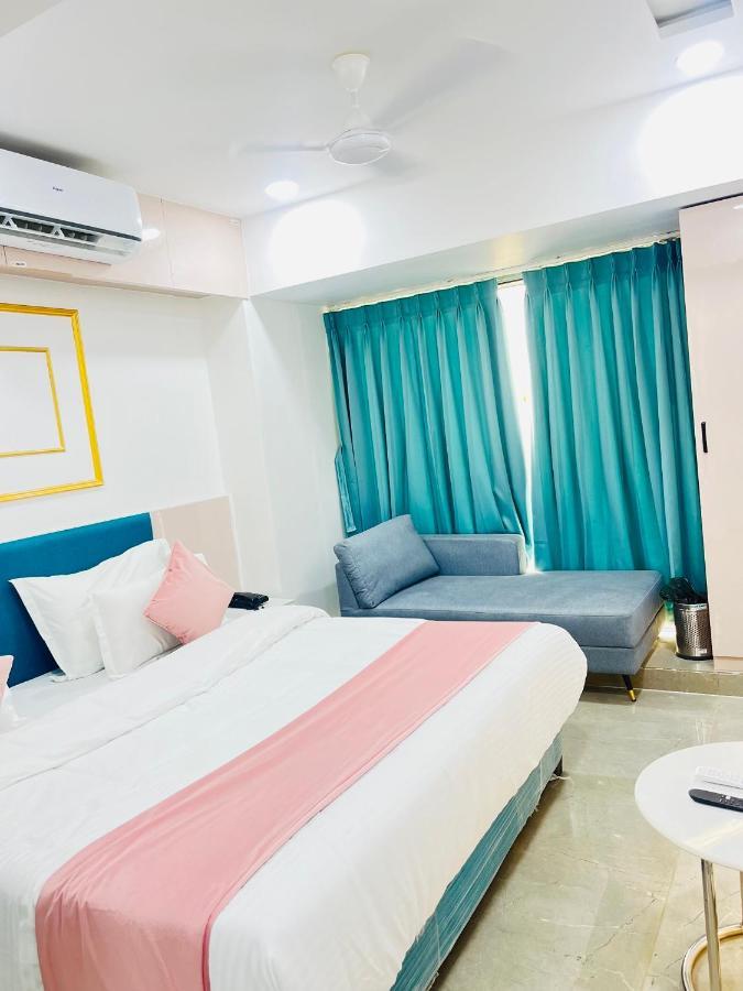 Hotel The Vital Сурат Экстерьер фото